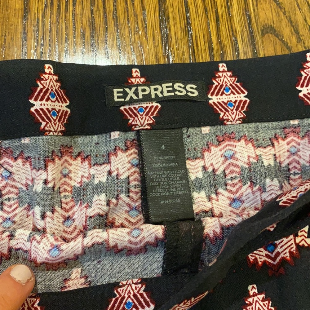 Express Tribal Patterned Shorts - image 4